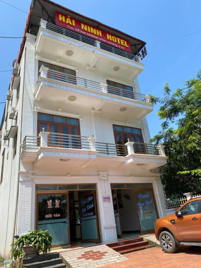 הא גיאנג Khach San Hai Ninh & Cho Thue Xe May מראה חיצוני תמונה
